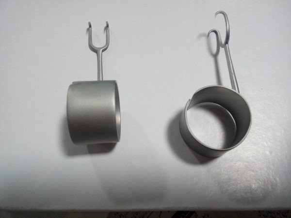 Millard Cottle Retractor With Finger Ring, 2 Sharp Prongs, 5.5cm 1 Millard Cottle Retractor With Finger Ring, 2 Sharp Prongs, 5.5cm - Image 3