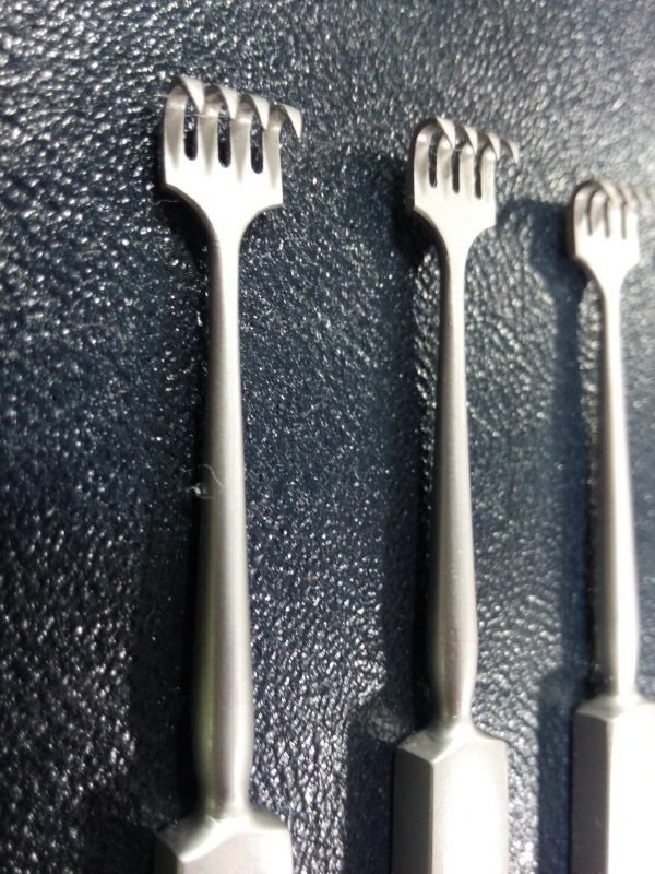 Rollet Rake Retractor 4 Prongs, 14cm2 Rollet Rake Retractor 4 Prongs, 14cm - Image 4